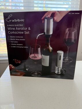 NWT Rabbit 5-Piece Electric Wine Aerator & Corkscrew Set